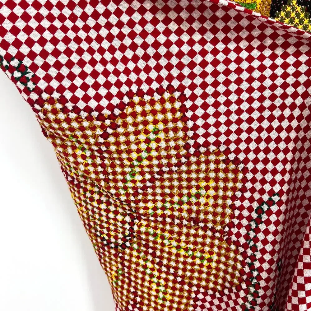 Handmade red white